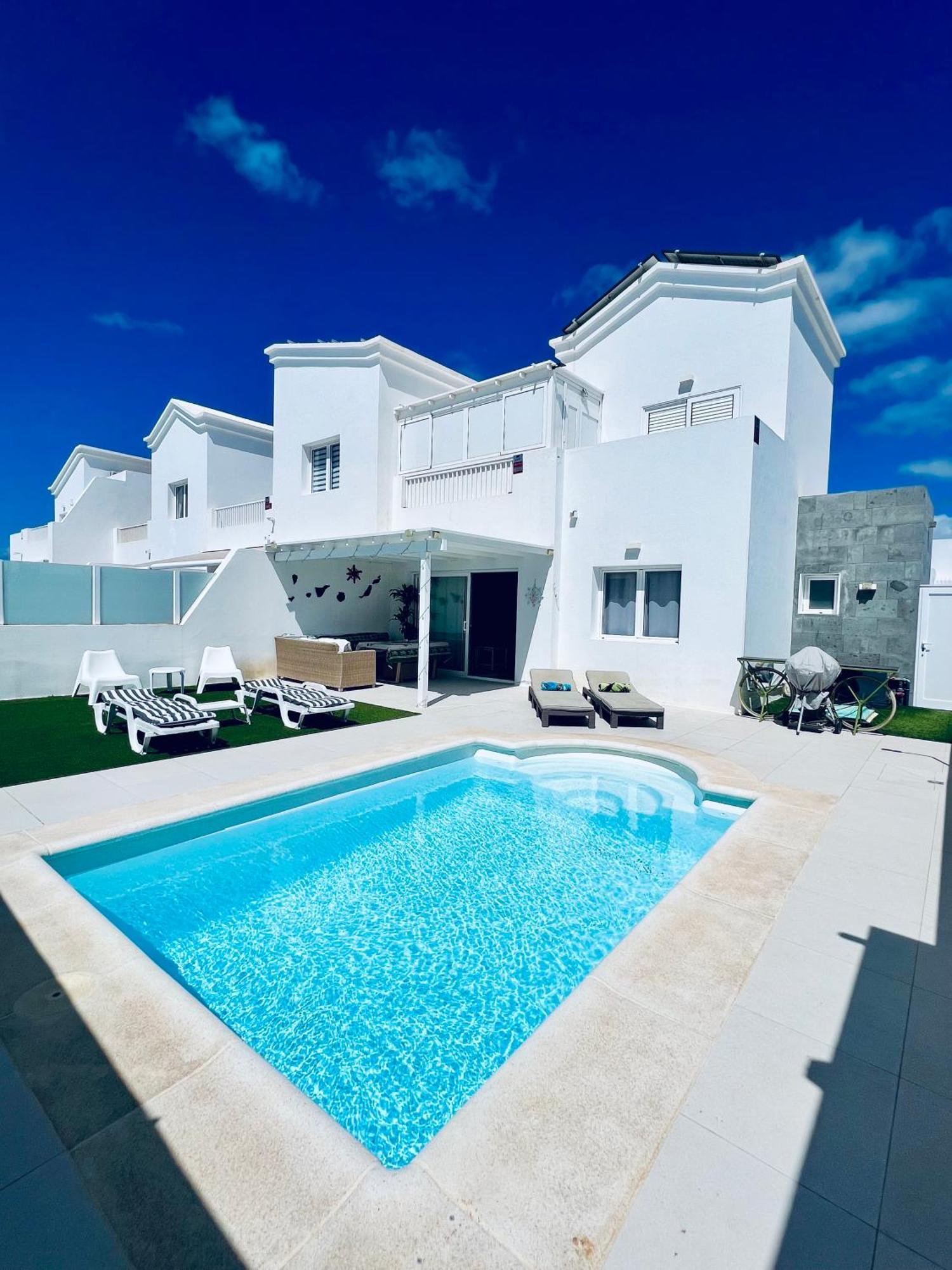 Lovely Villa Sanmar, Heated Pool Playa Blanca Dış mekan fotoğraf