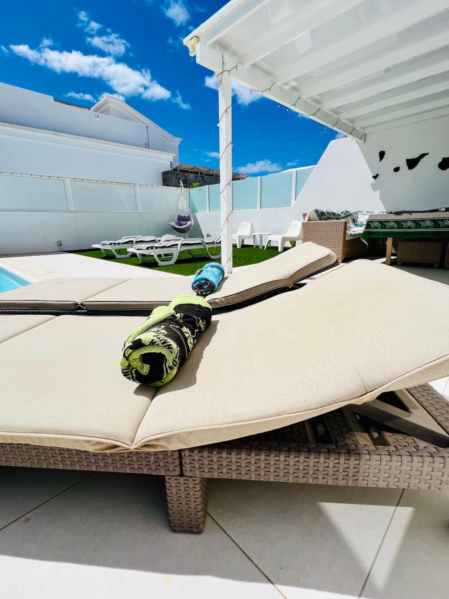 Lovely Villa Sanmar, Heated Pool Playa Blanca Dış mekan fotoğraf